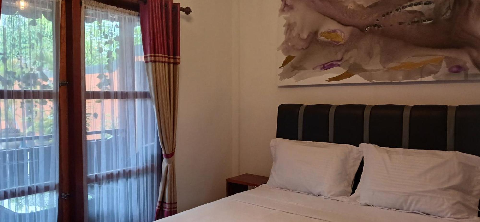 Dewi Sri Guesthouse 马塔兰 外观 照片