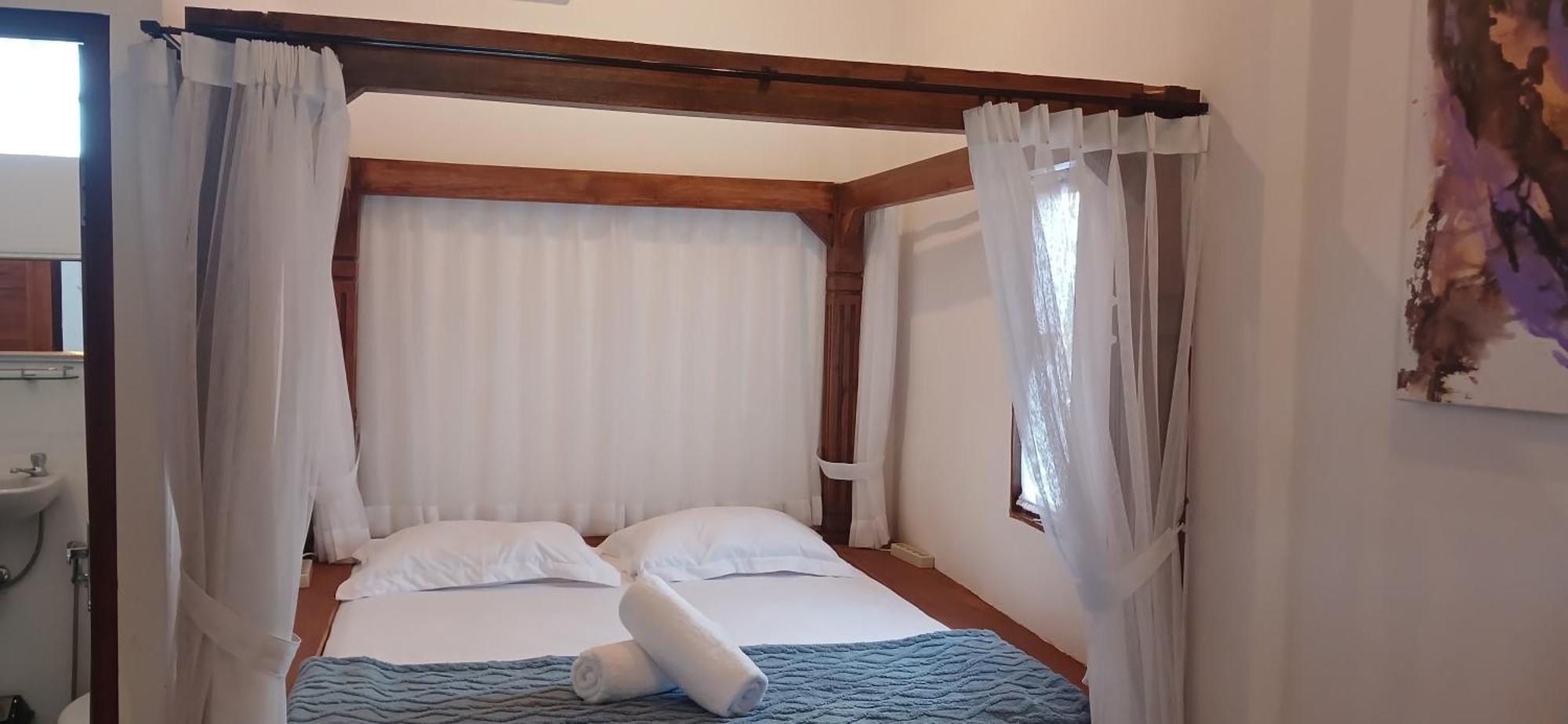 Dewi Sri Guesthouse 马塔兰 外观 照片
