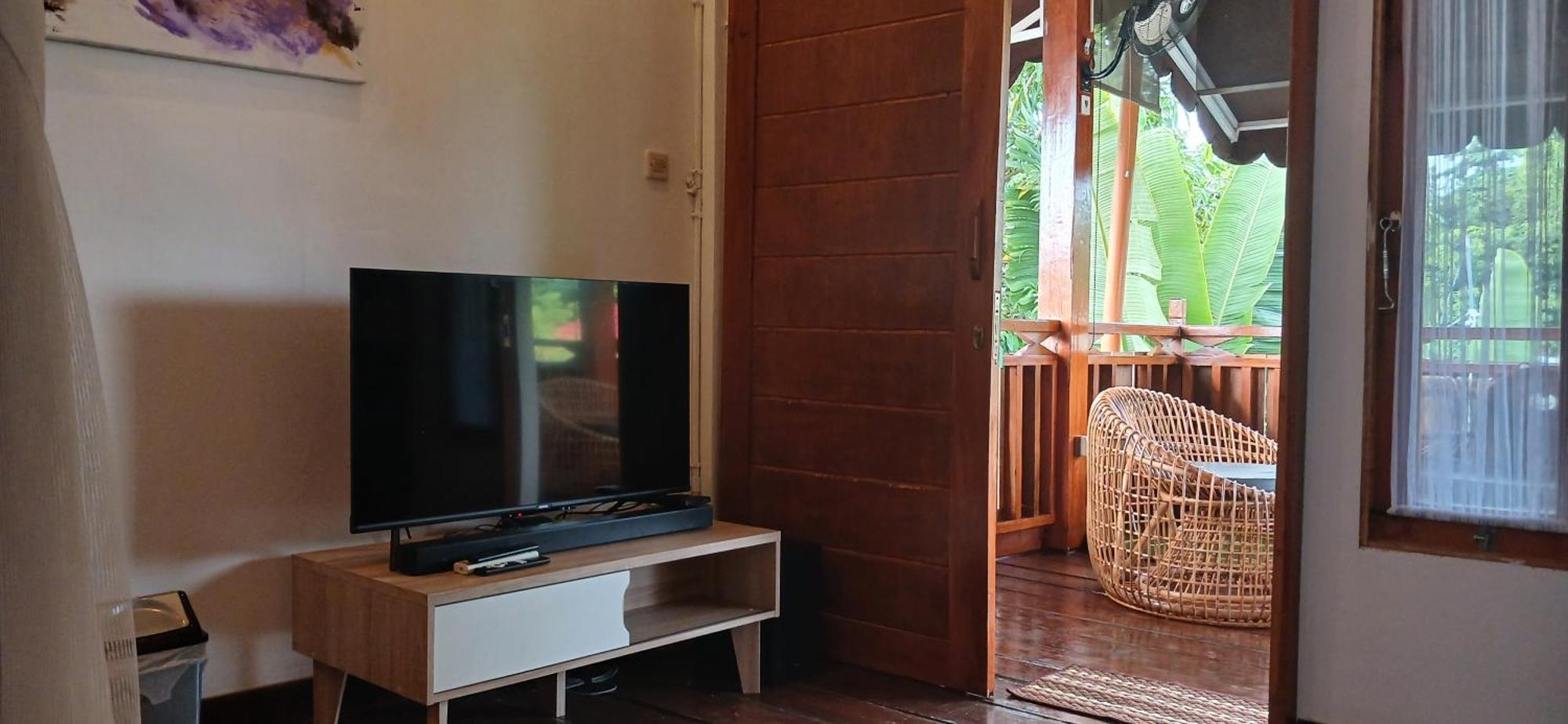 Dewi Sri Guesthouse 马塔兰 外观 照片