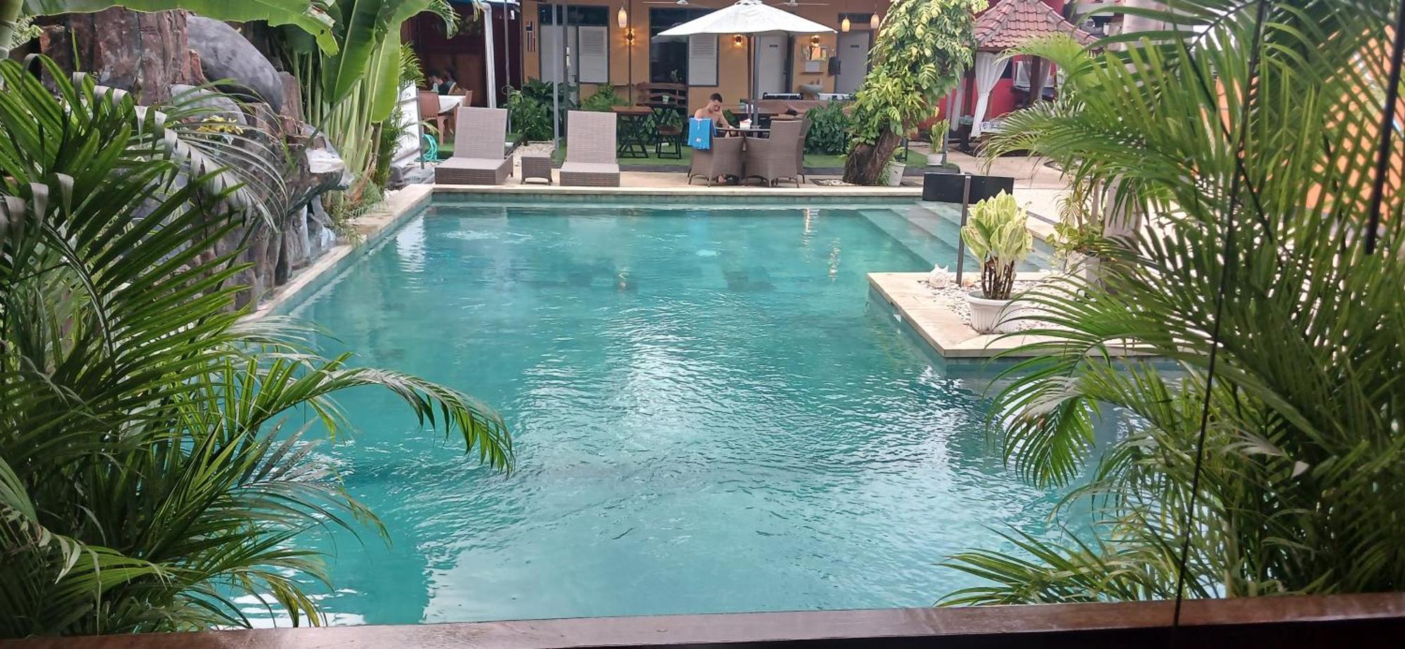 Dewi Sri Guesthouse 马塔兰 外观 照片