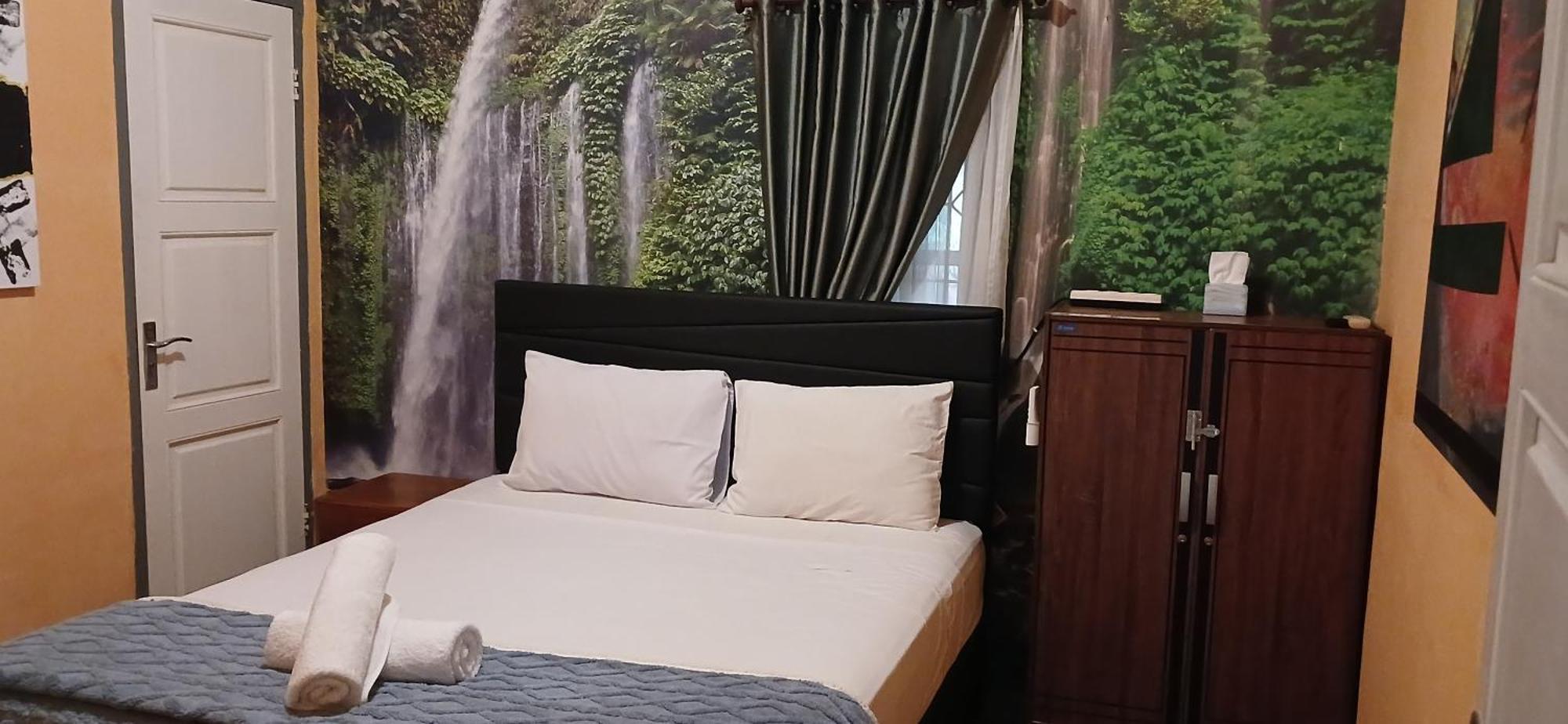Dewi Sri Guesthouse 马塔兰 外观 照片