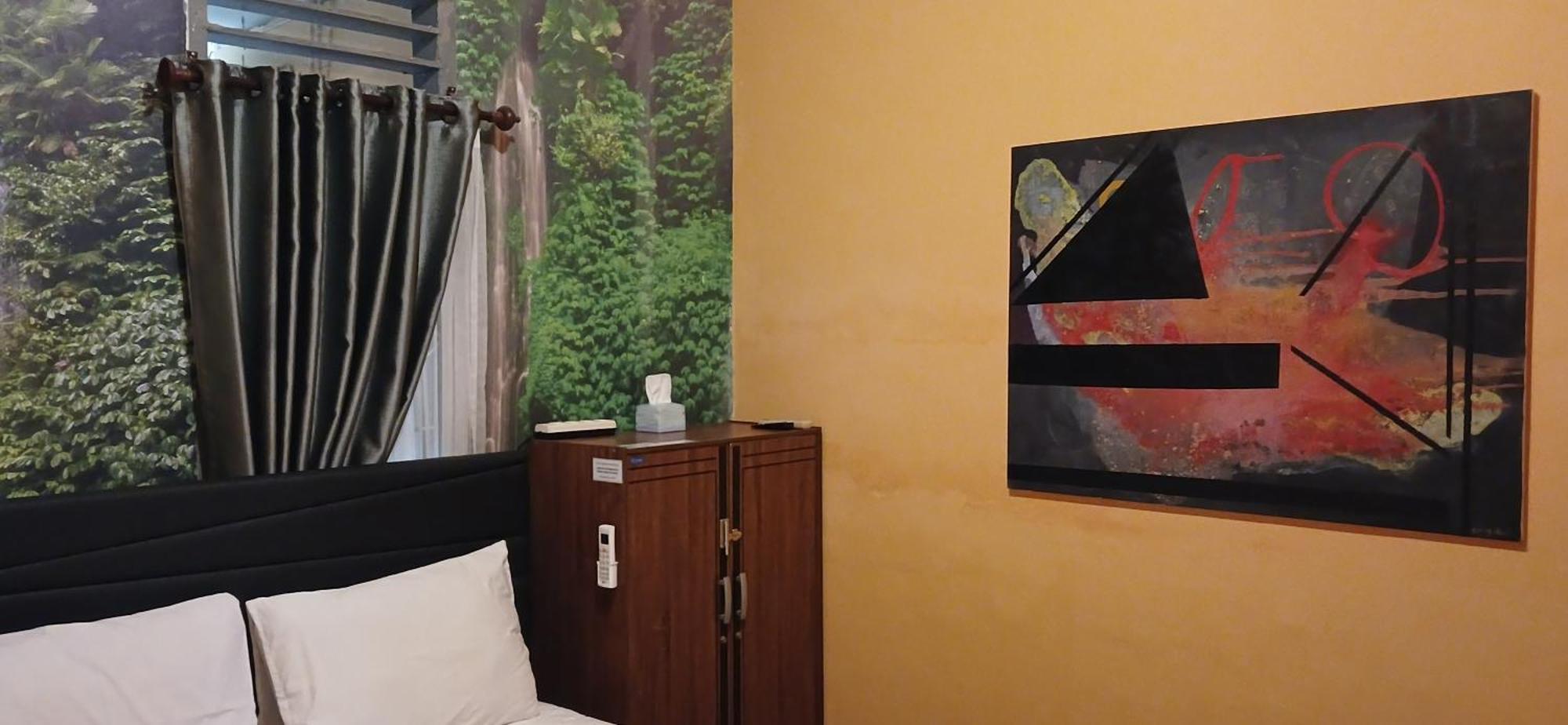 Dewi Sri Guesthouse 马塔兰 外观 照片